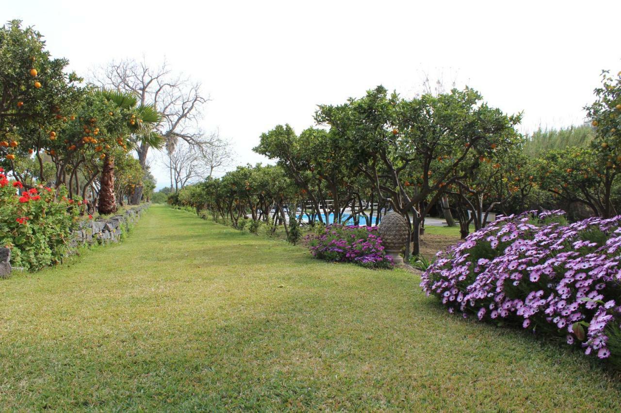 Terre Del Cardinale Country Suites Catania Exterior photo